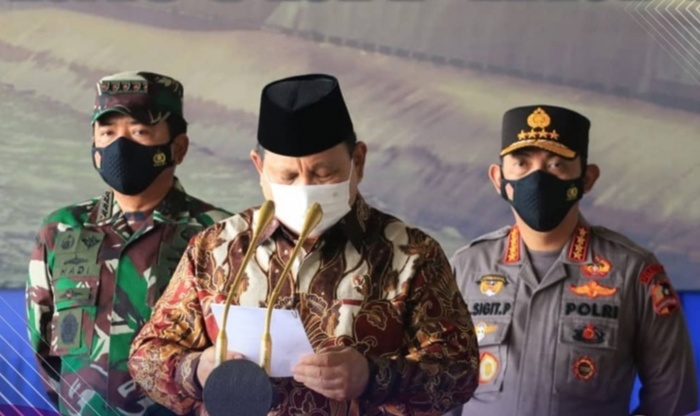 Panglima TNI dan Kapolri Hadiri Penganugerahan Penghargaan Prajurit Terbaik Nanggala Yang Gugur Oleh Menhan