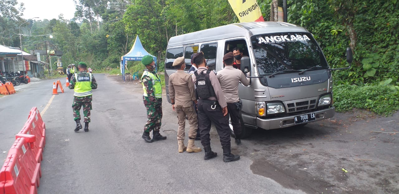 10 Hari Operasi Ketupat di Lumajang, 2.311 Kendaraan Pemudik Diarahkan Putar Balik