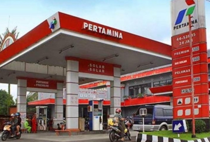 PENGUMUMAN: Pertamina Resmi Naikkan Harga BBM, Ini Daftar Harga Terbaru ...