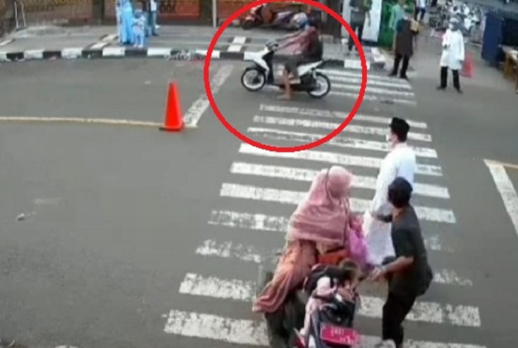 Nasib Buruk 2 Pria yang Viral Geber Knalpot saat Warga Salat, Identitasnya Bikin Syok, Siap-siap