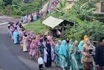 Heboh! Pengantin Pria Bawa Rombongan 3.000 Orang ke Rumah Pengantin Wanita, Semua Langsung Syok