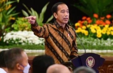 Presiden Jokowi Marah Besar ke PLN dan Pertamina: Disubsidi tapi….