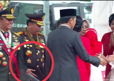 Presiden Jokowi Tak Salami Kapolri Listyo di HUT TNI, Ada Apa? Ini Penjelasan Istana