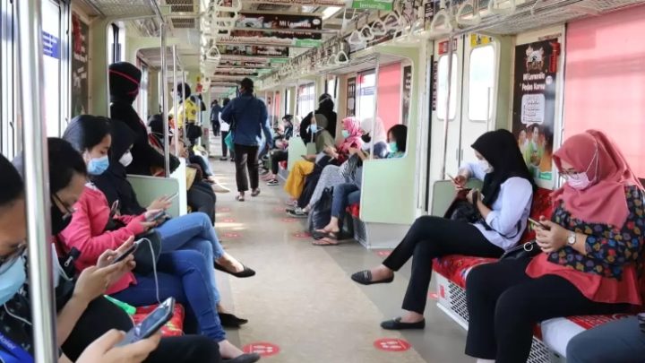 Catat, Ini Aturan Terbaru MRT dan KRL saat Berbuka Puasa, Penumpang Wajib Tahu!