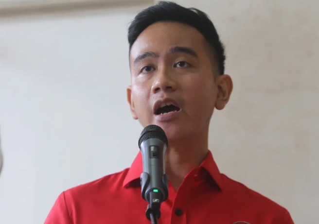 Merinding, Gibran Putra Jokowi Sampaikan Hal Mengejutkan Ini Didepan Publik, Pak Ganjar Lihatlah