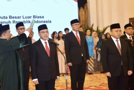 Sah! 12 Orang Ini Resmi Dilantik Jokowi sebagai Duta Besar Indonesia yang Baru, Ada 2 Eks Wartawan Loh, Berikut Nama-namanya