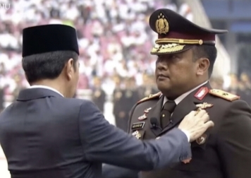 Rekam Jejak Adi, Anak Jenderal Bintang 4 Polri yang Mendapat Penghargaan dari Presiden Jokowi