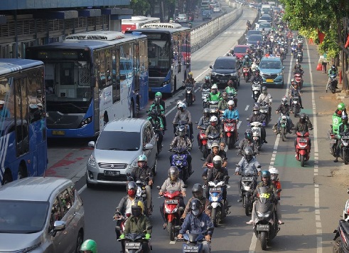 Mulai 1 Januari 2025, Masyarakat Pemilik Motor dan Mobil Wajib Ikut Aturan Ini, Harap Bersiap-siap!